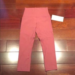 Align crops 21” NWT